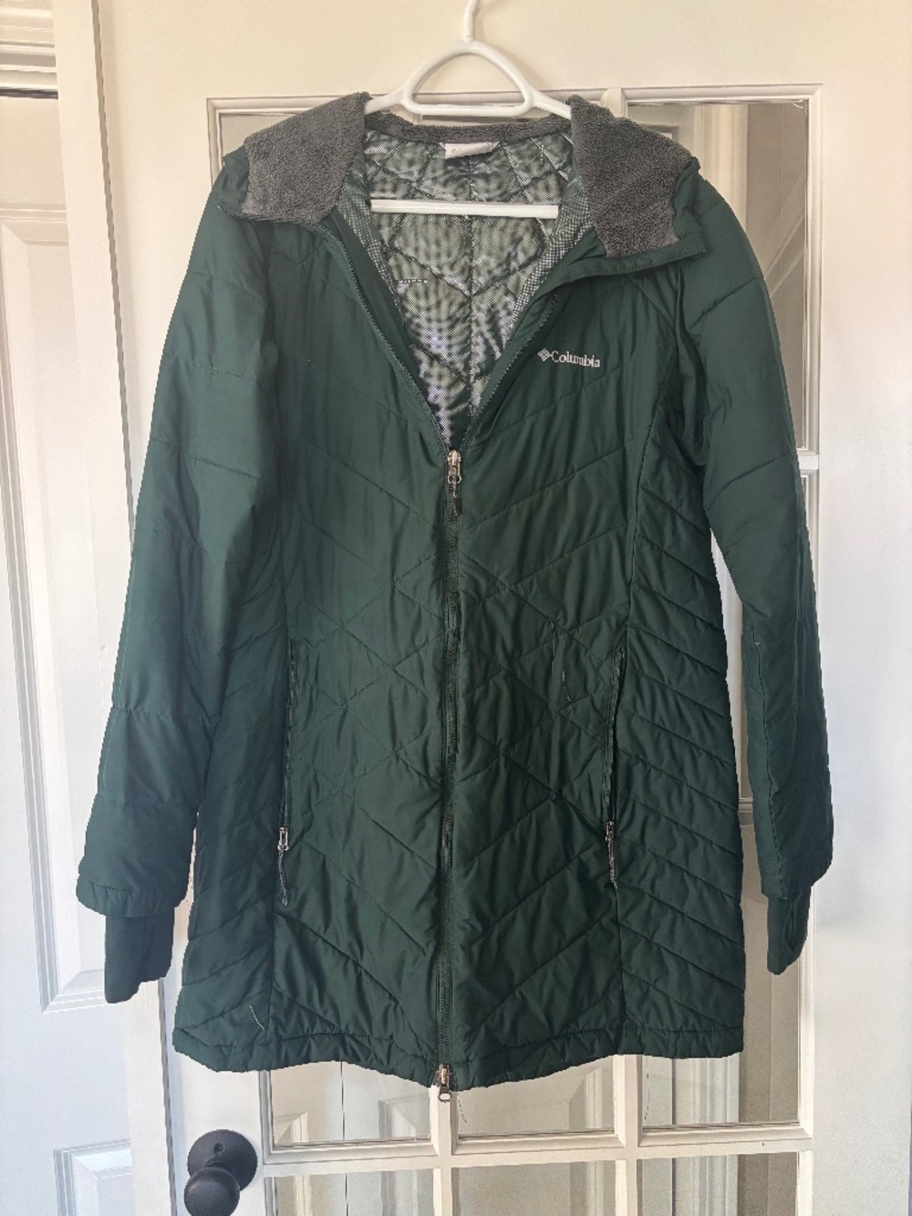 Columbia 3/4 length coat. Hunter Green  Large.